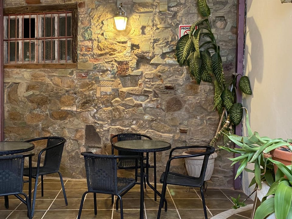Patio, Seating area
