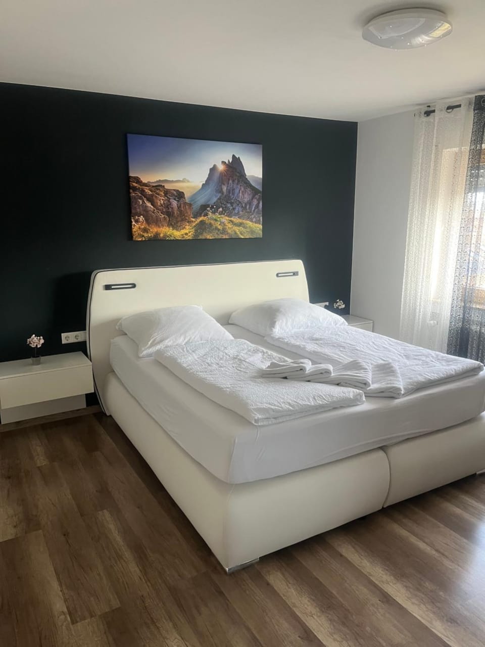 Monteurwohnung & Business Apartment mit Balkon & Parkplatz in Metzingen Outlet Apartment in Metzingen