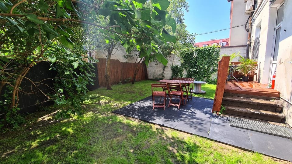 Garden, Garden view