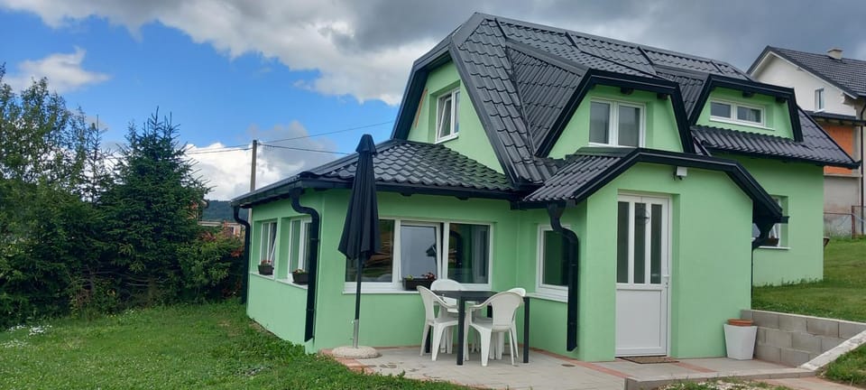Vikendica Striček House in Federation of Bosnia and Herzegovina