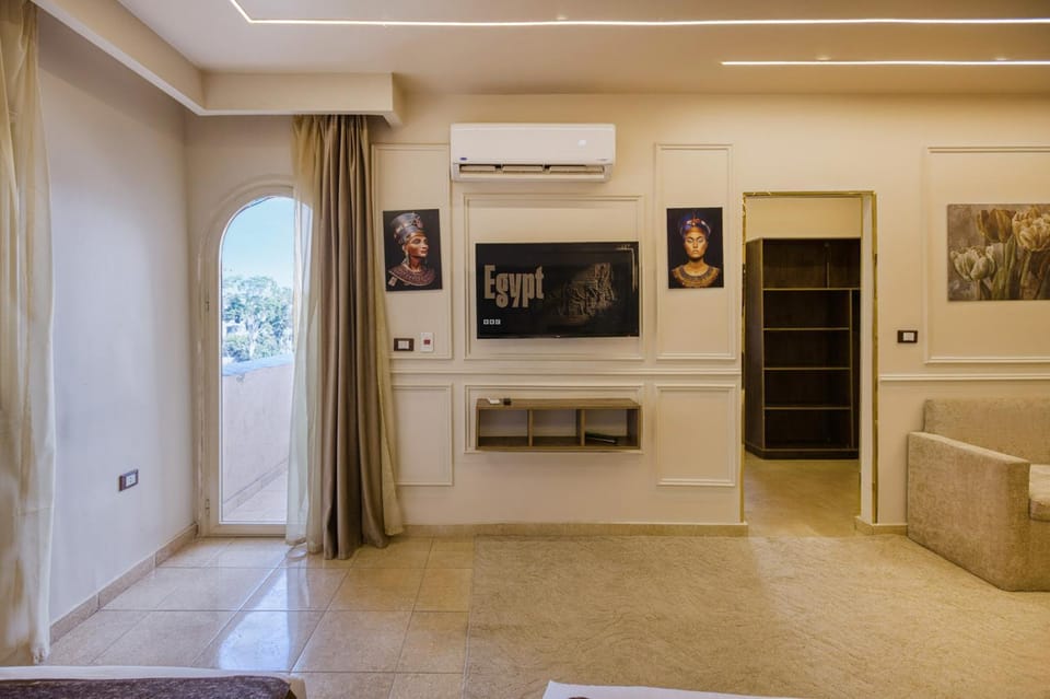 TV and multimedia, air conditioner