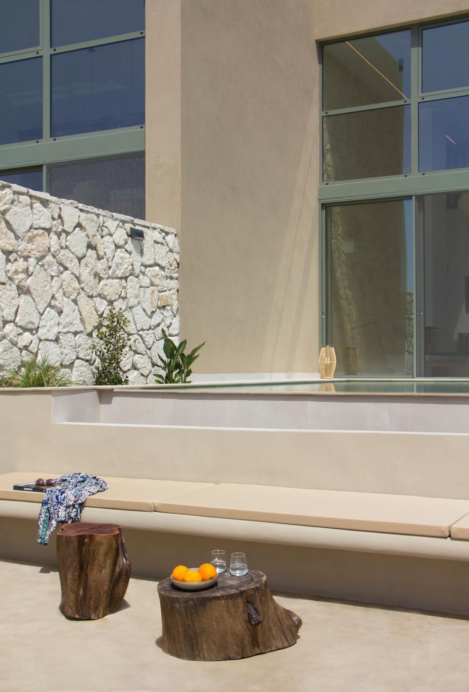 Property building, Swimming pool