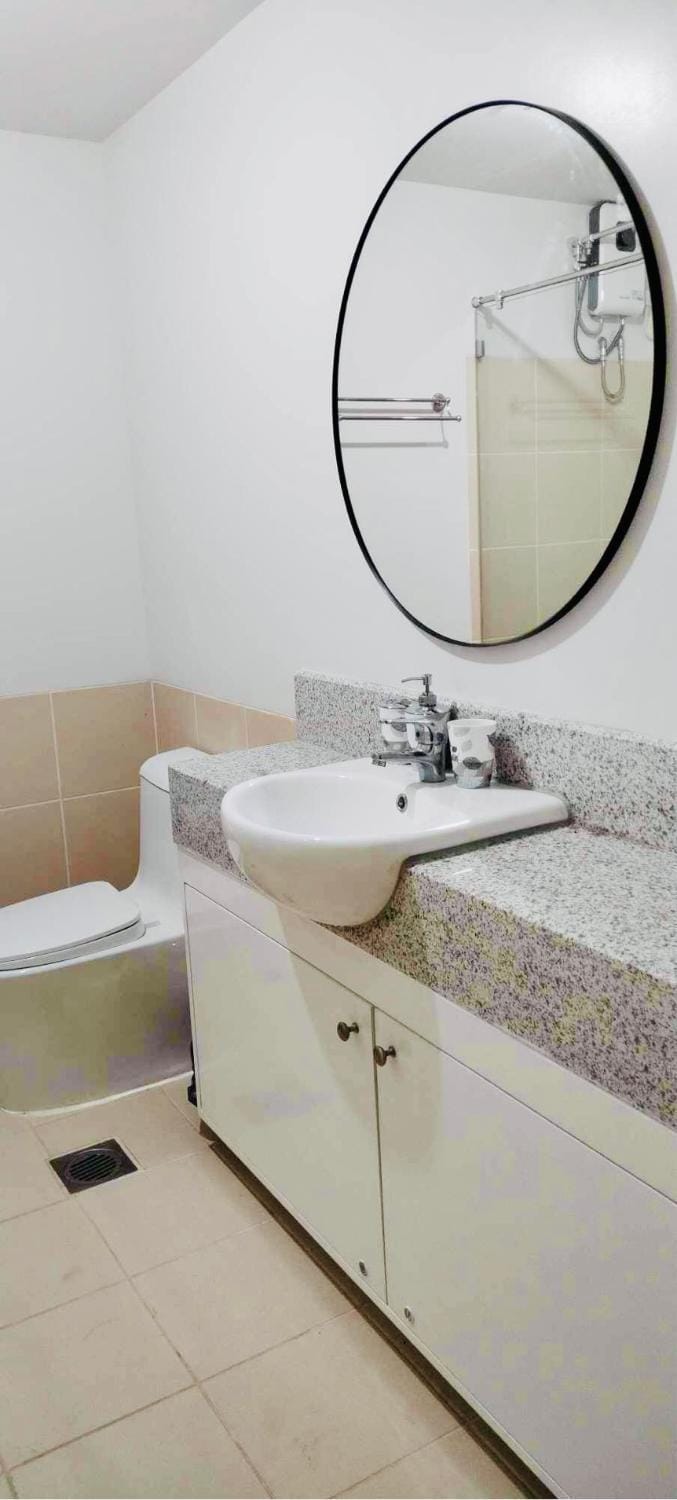 Toilet, Bathroom