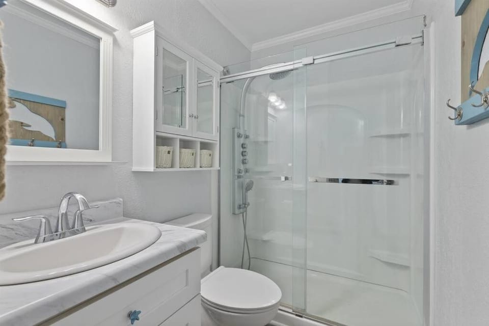 By The Sea: Gorgeous ocean views with balcony! Apartment in North Topsail Beach