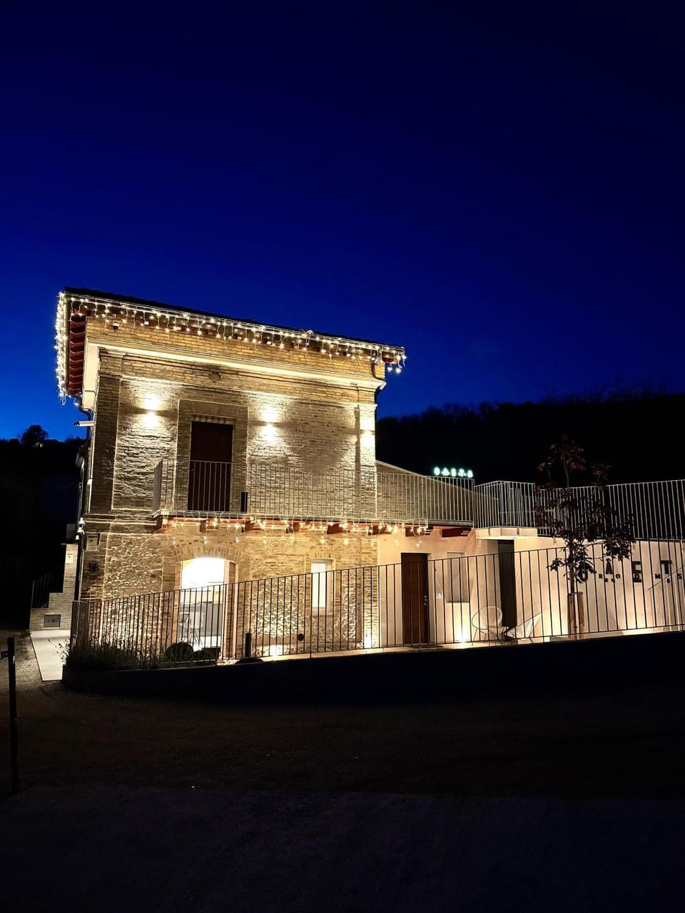 Property building, Night