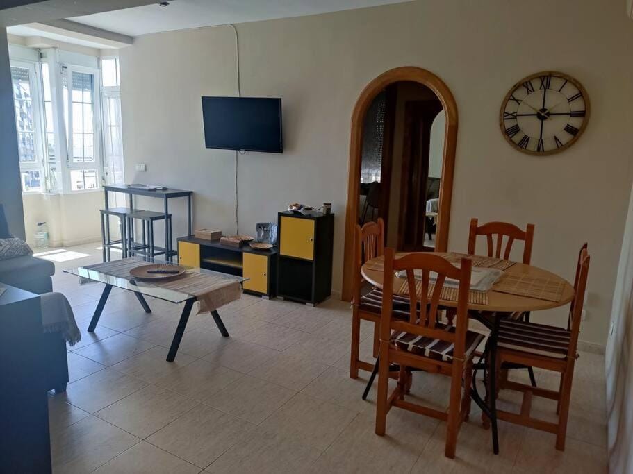 Communal lounge/ TV room, Dining area