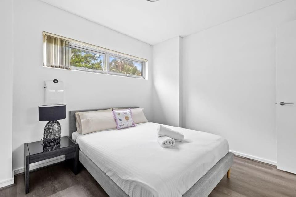2BR Apt in Strathfield Sleeps 6 Apartment in Sydney