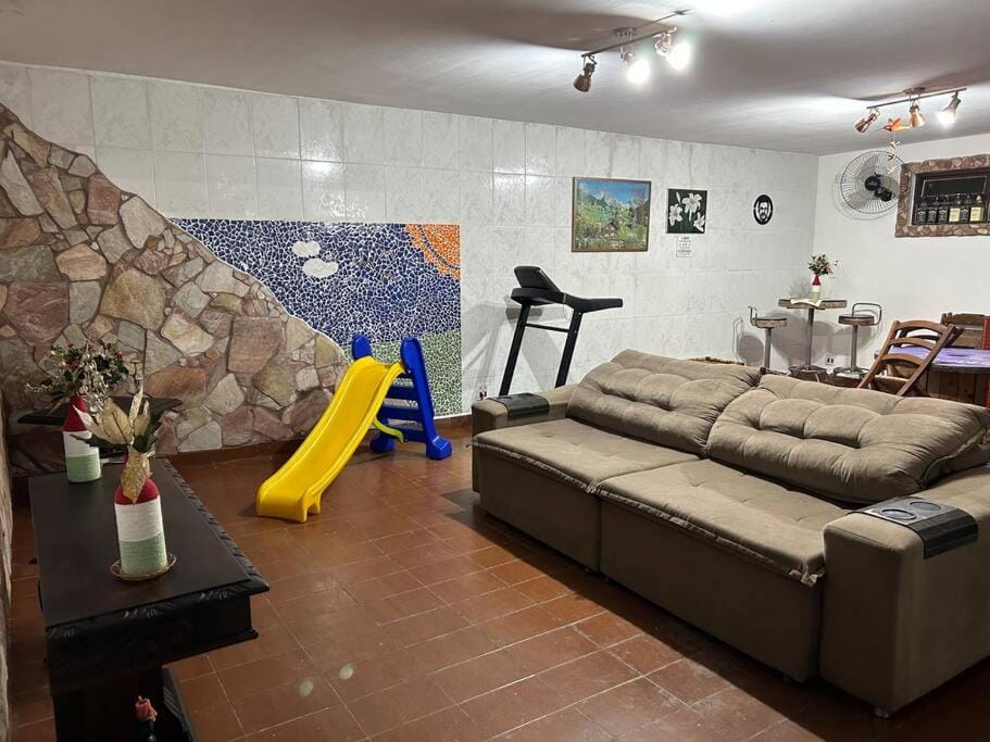 Communal lounge/ TV room, Spa and wellness centre/facilities