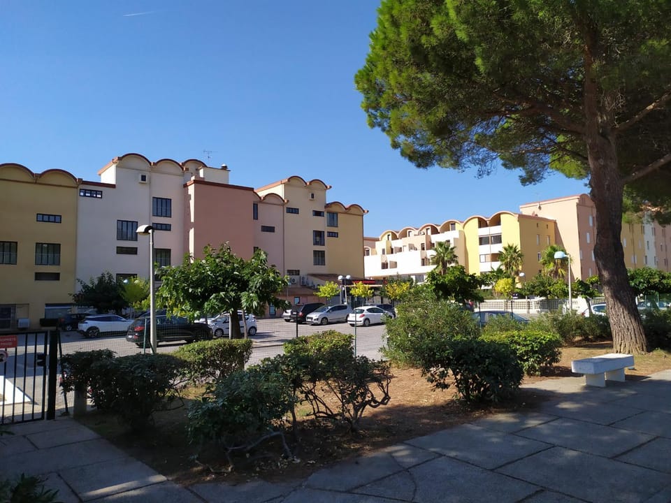 Property building, Parking