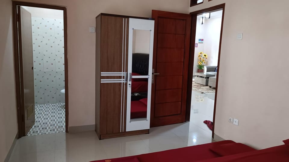 Villa Kalista Villa in Cisarua