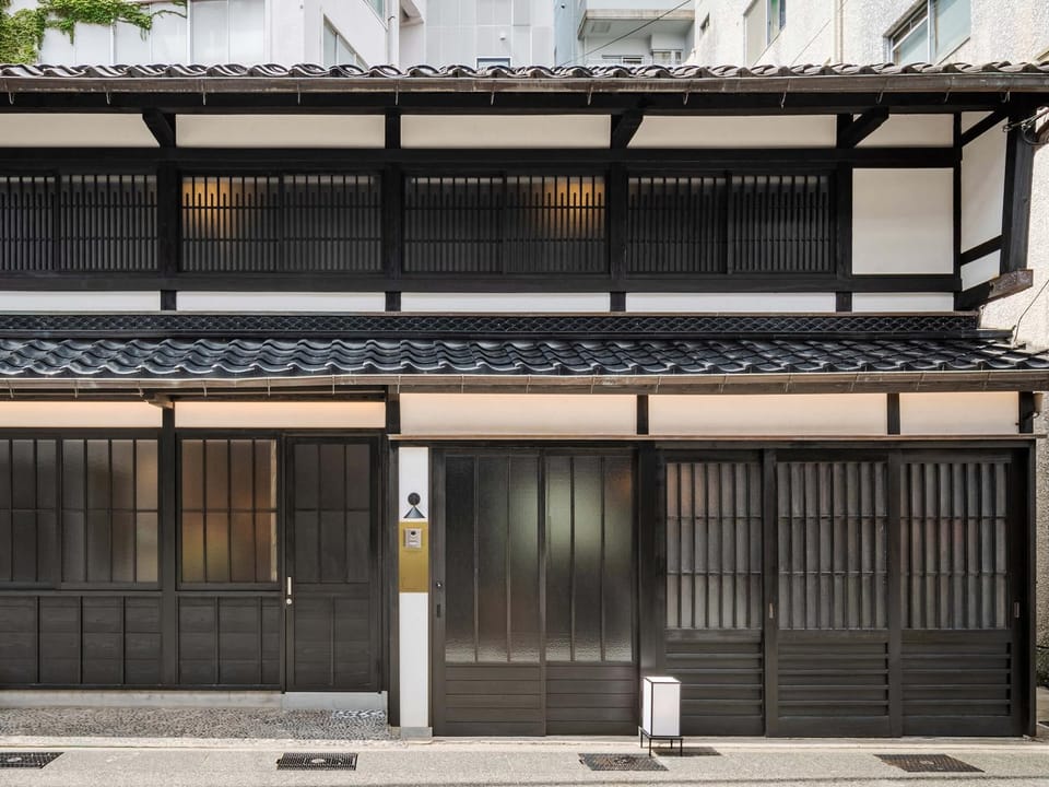 Property building, Day