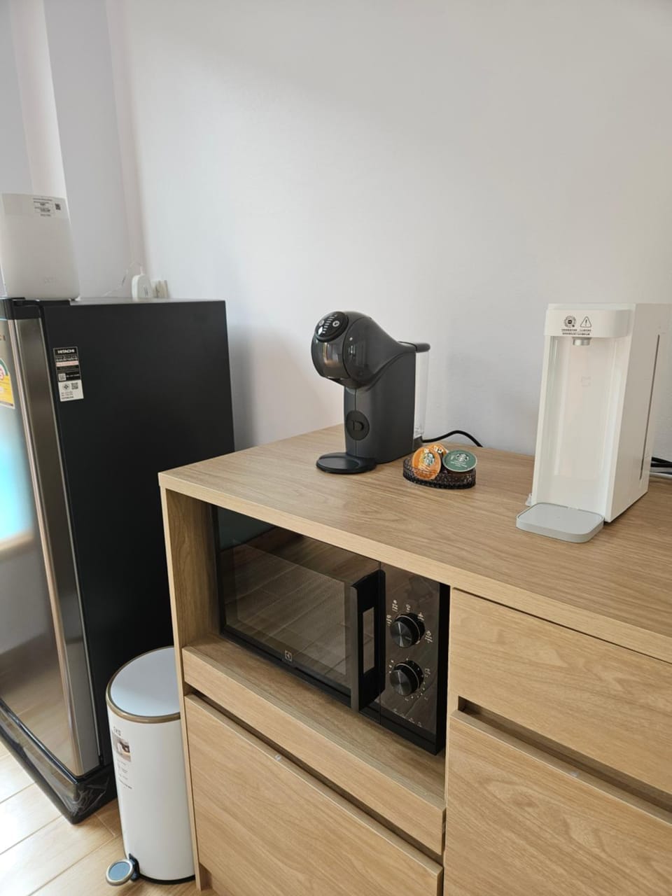 Restaurant/places to eat, minibar