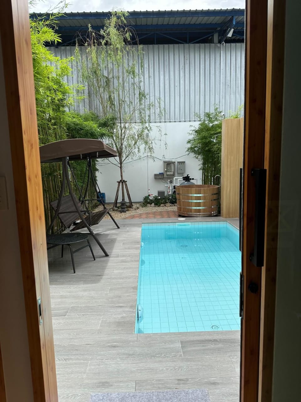 Swimming pool