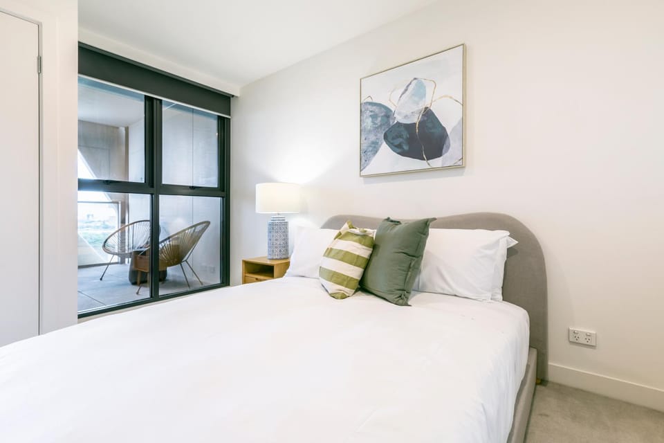 Boutique Apt on St Kilda Rd w Historic Elegance Apartment in Melbourne