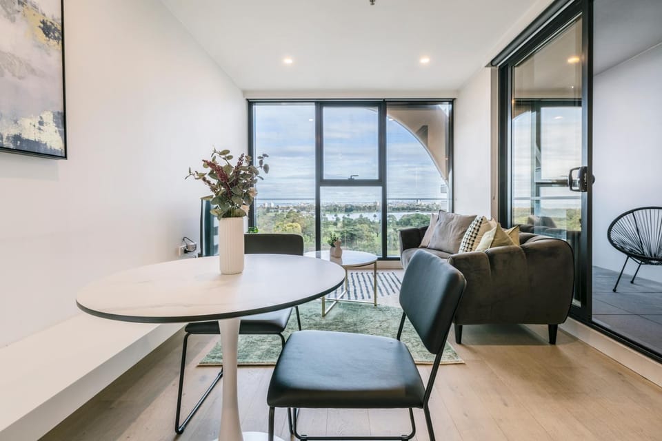 Boutique Apt on St Kilda Rd w Historic Elegance Apartment in Melbourne