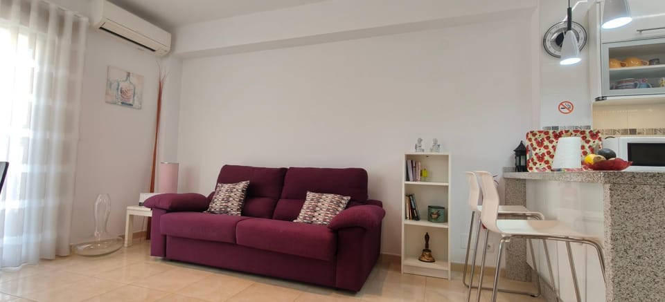 Living room, air conditioner