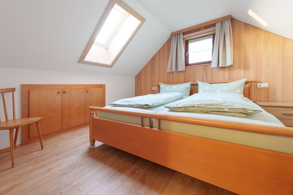 Bed, Bedroom, wardrobe