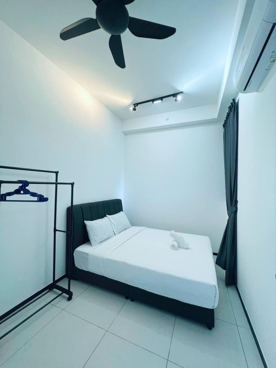 Urban Suite by Uptrend Home Management Apartment in George Town