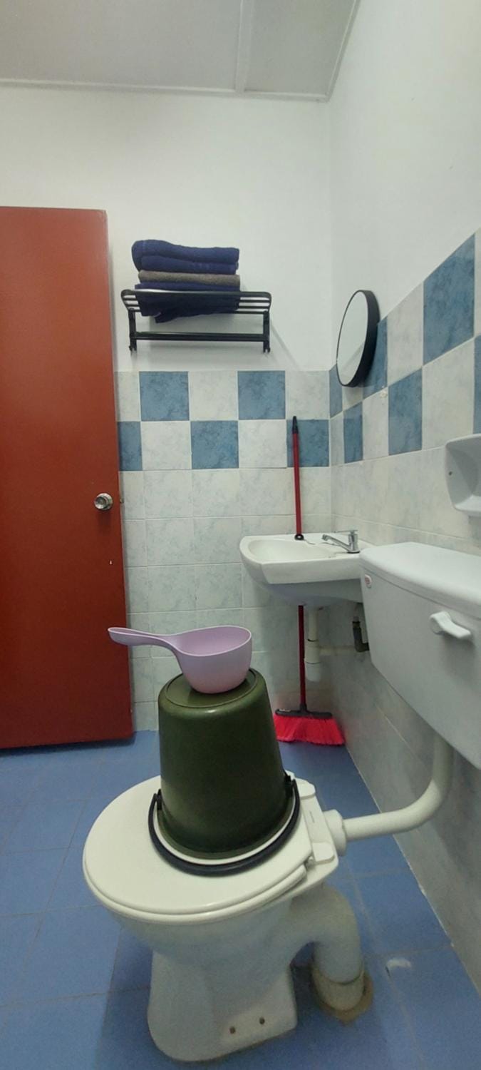Toilet, Bathroom