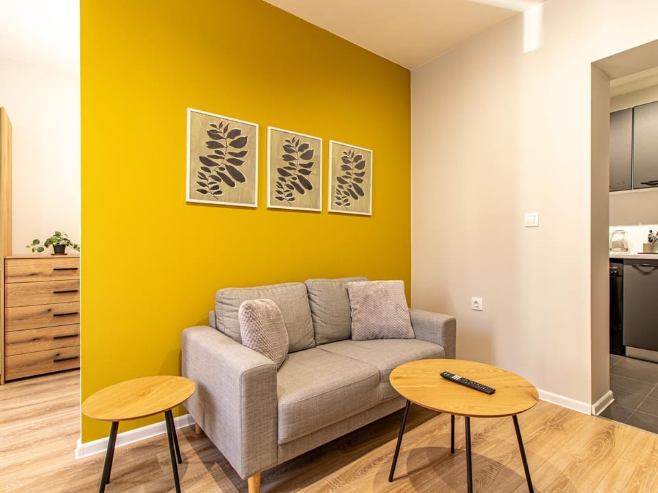 Trocadero Touch: Sofia Hideaway Apartment in Sofia