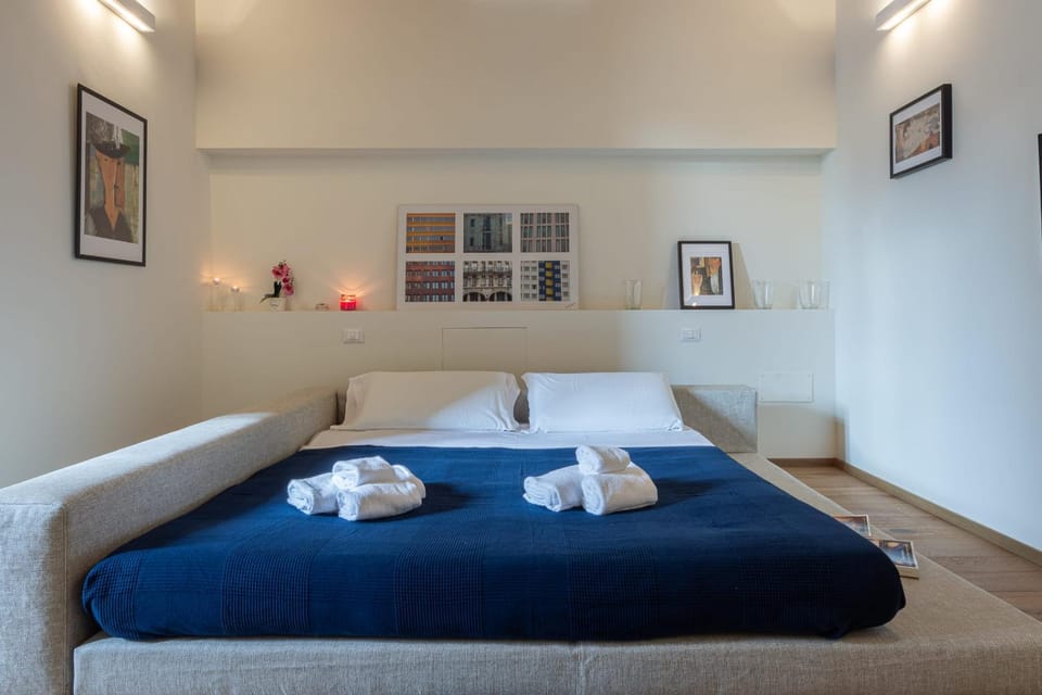 OGNISSANTI Romantic Suite Apartment in Florence