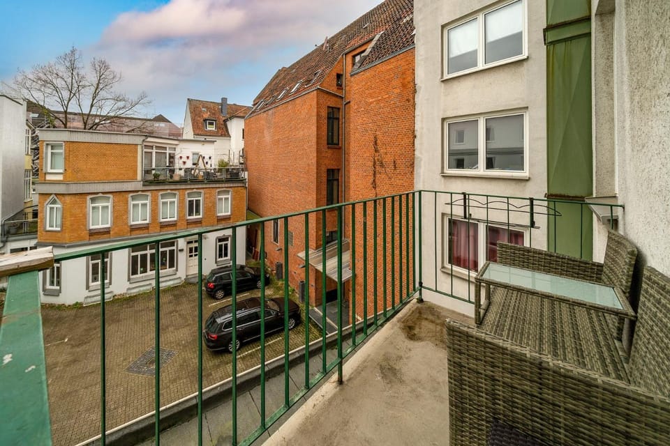 Property building, Balcony/Terrace