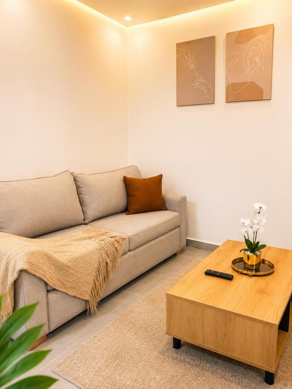Exquisite Urban Apartment in Kilimani by The Manna Stays Apartment in Nairobi