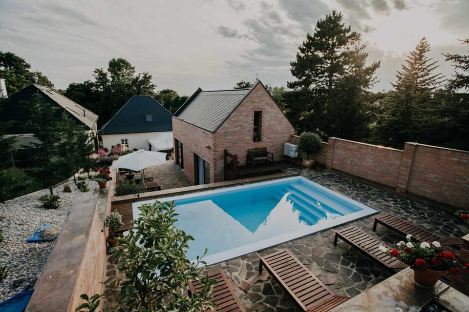 Balcony/Terrace, Swimming pool