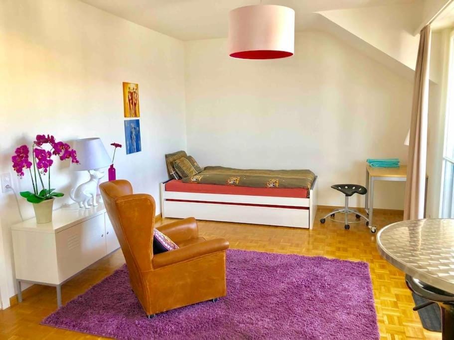 Bed, Living room, Bedroom