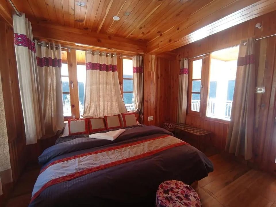 Chetan Home Stay II Flachan Darshan II Vacation rental in Himachal Pradesh