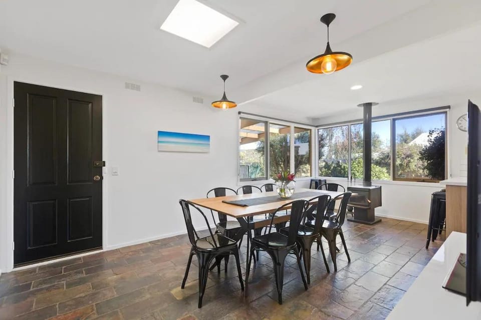 Beachside Serenity Apartment in Mornington