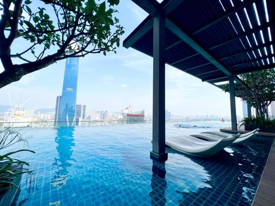 City view, Swimming pool