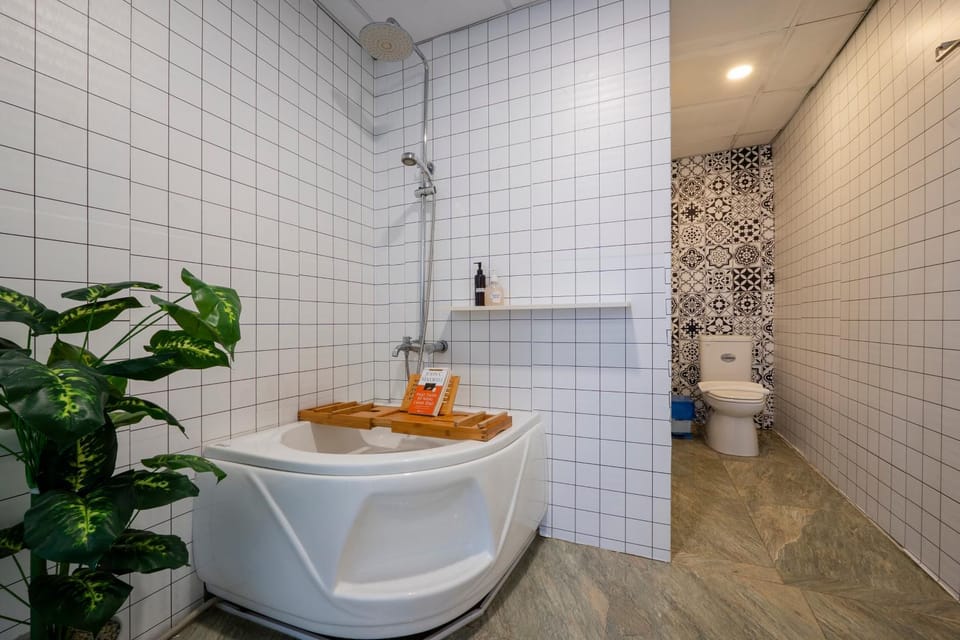 Toilet, Bathroom, Bath