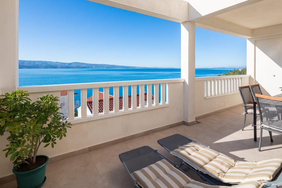 Day, Natural landscape, View (from property/room), Balcony/Terrace, Seating area, Sea view