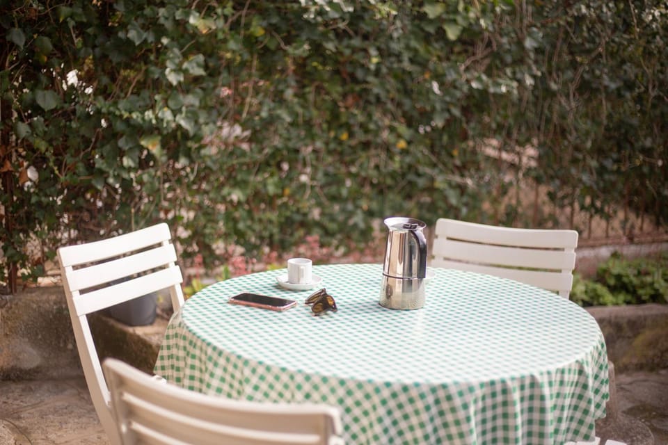Patio, Dining area