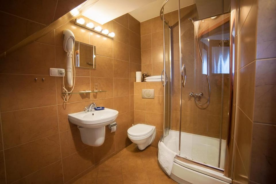 Property building, Bathroom