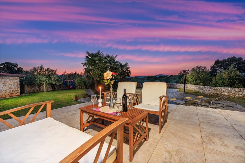 Natural landscape, Seating area, Pool view