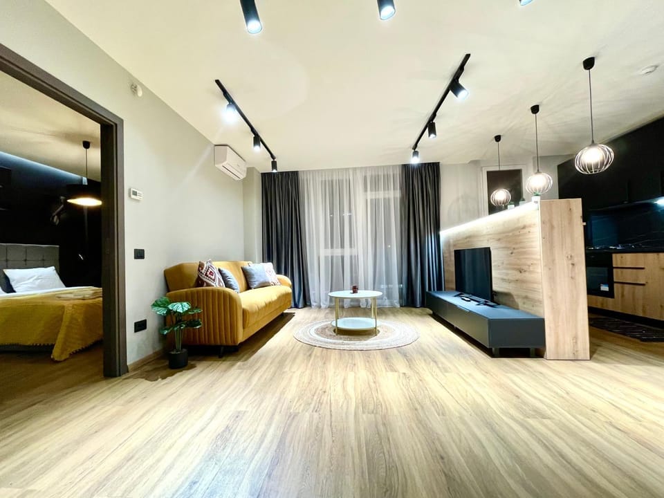 YamaFly Apartaments - Urban Retreat - Lotus Retail Park Apartment in Romania
