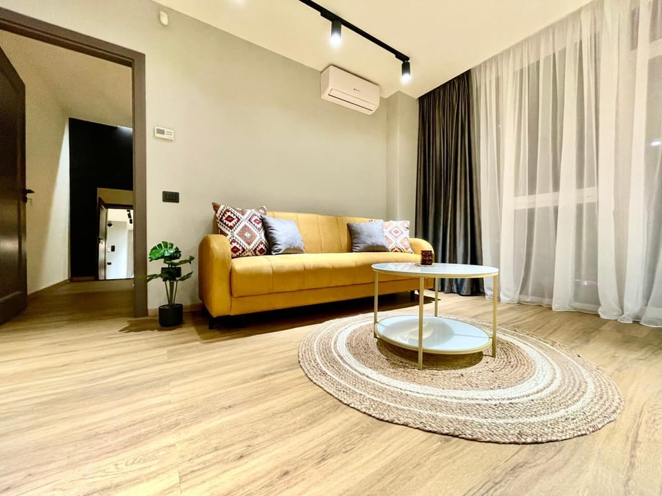 YamaFly Apartaments - Urban Retreat - Lotus Retail Park Apartment in Romania