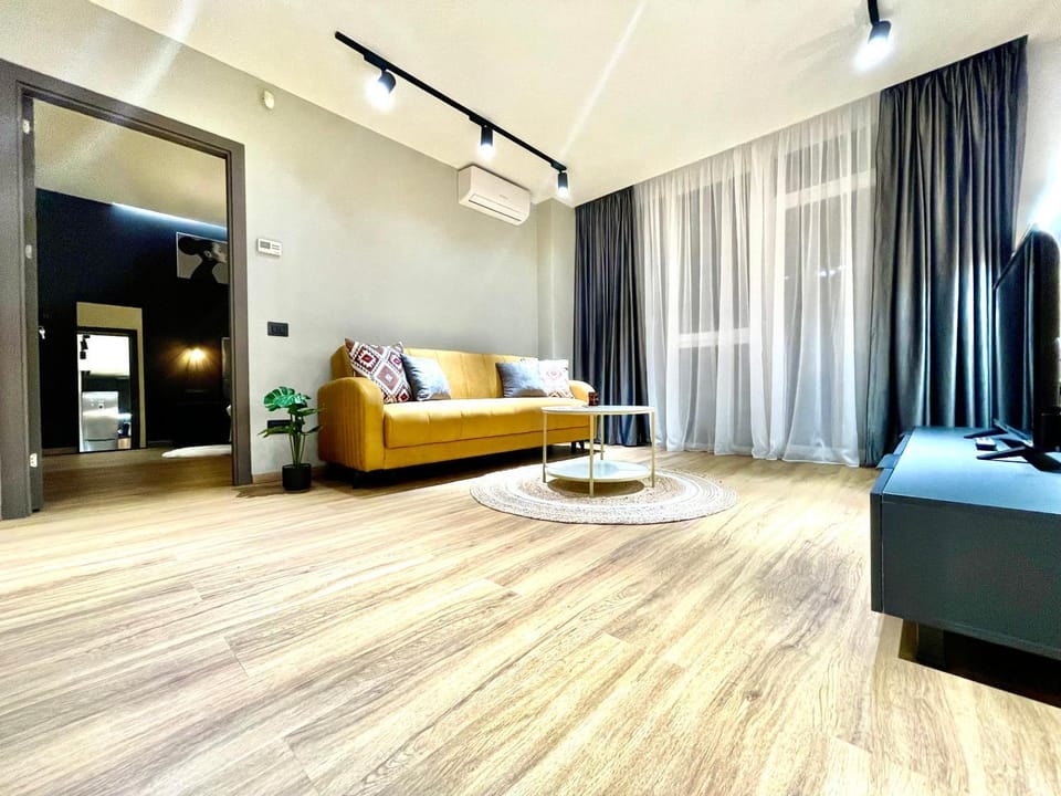 YamaFly Apartaments - Urban Retreat - Lotus Retail Park Apartment in Romania