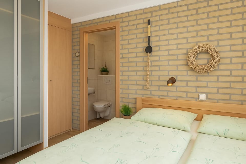 Toilet, Bed, Bedroom