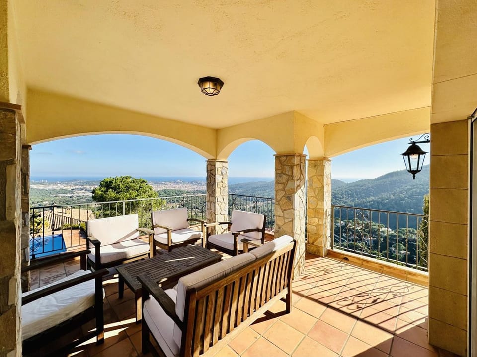 View (from property/room), Balcony/Terrace