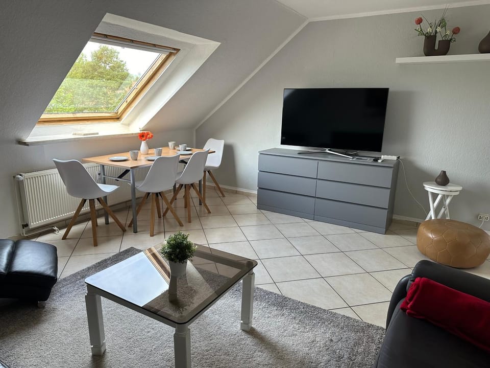 Communal lounge/ TV room