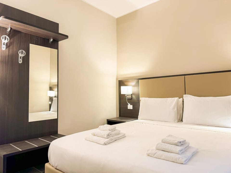 Bed, Bedroom, towels, wardrobe