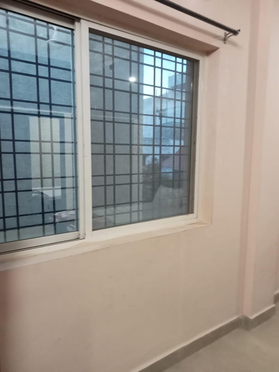 3-Bedroom Elegant and Spacious AC Apartment only for families, Prime Location, Just 100m from Main Road! Apartment in Hyderabad