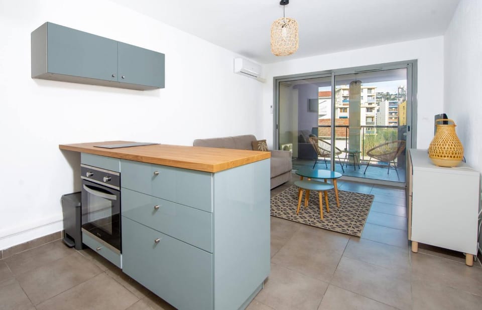 Kitchen or kitchenette, Other