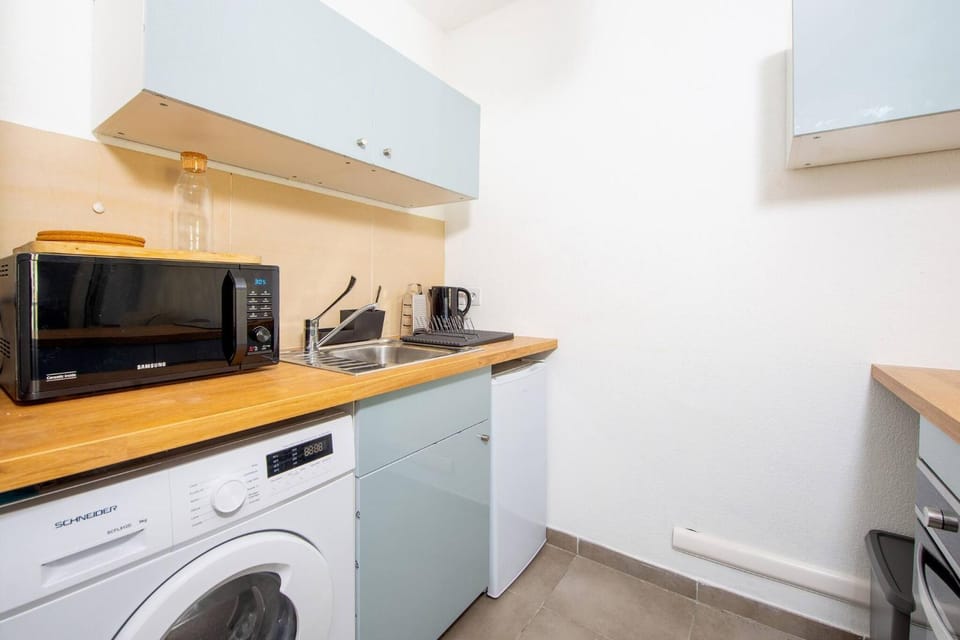 Kitchen or kitchenette, Other