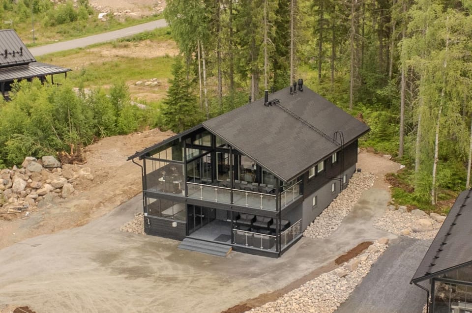 Property building, Day, Natural landscape
