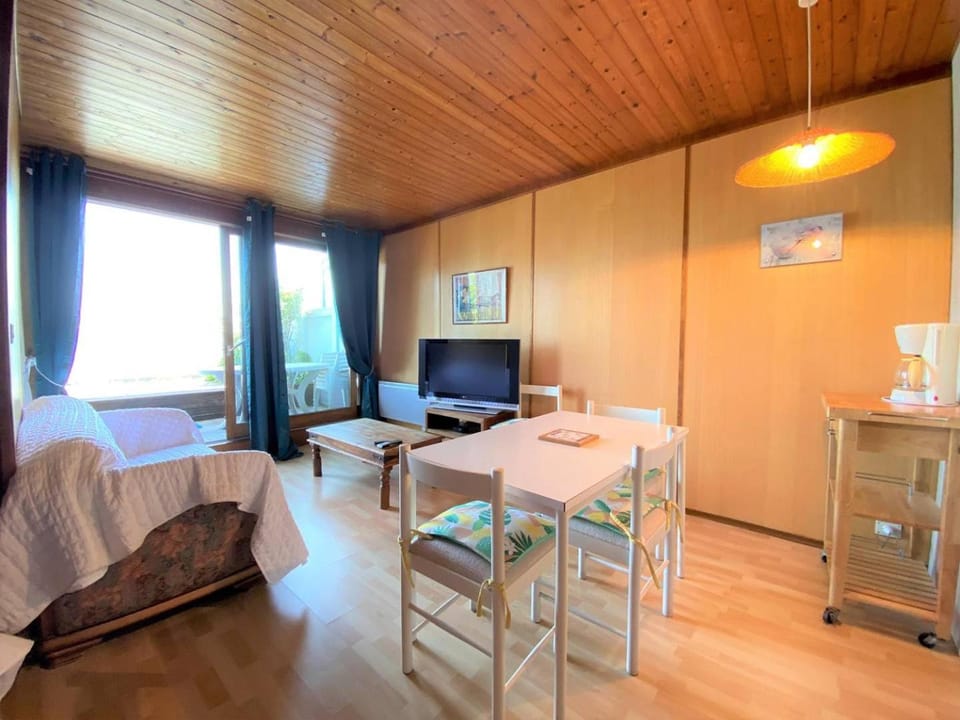 Appartement VUE MER avec terrasse à PERROS-GUIREC - Réf 906 Apartment in Perros-Guirec