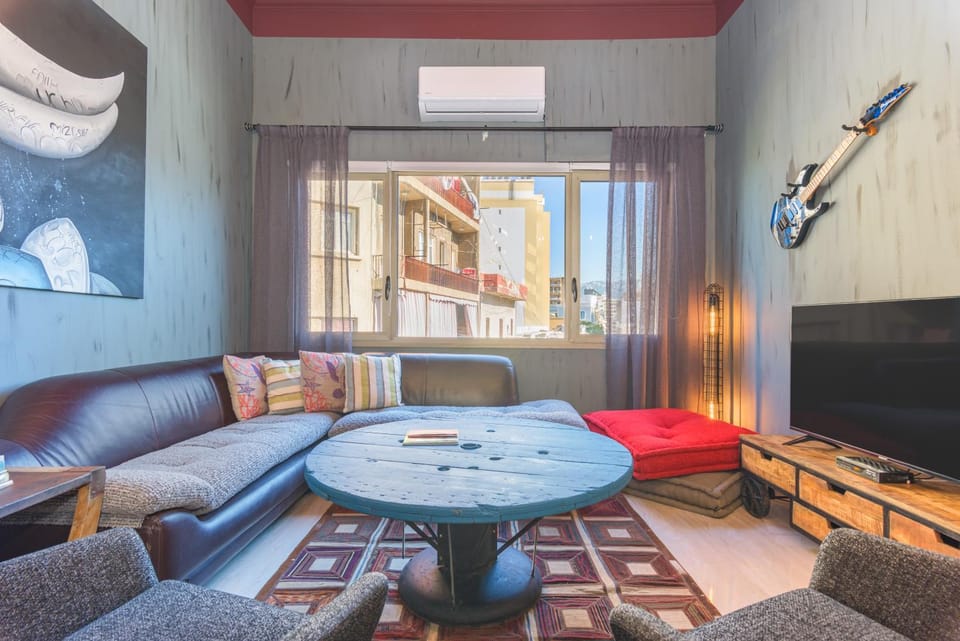 TV and multimedia, Living room, air conditioner